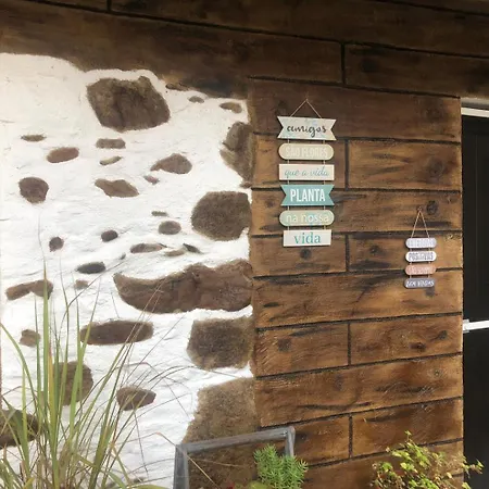 Guest house Time-traveler's Paradise In Gois 4*