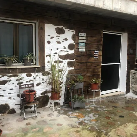 Gasthuis Time-traveler's Paradise In Gois Juncal (Leiria)